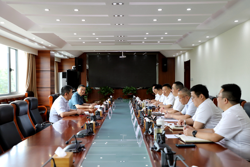 建工控股党委委员、总会计师王淑德赴公司调研 - 副本