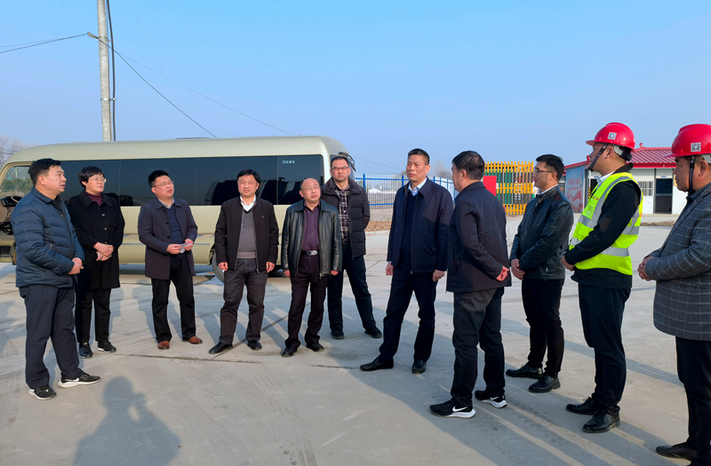 濉溪县委副书记、县长孙进到徐淮阜高速淮北段项目调研指导